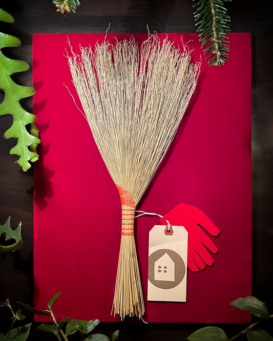 Handbroom