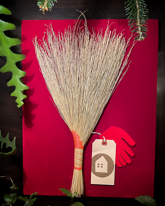 Handbroom